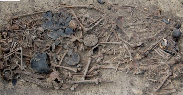 5,000-Year-Old Mass Grave Reveals Brutal Bronze Age Family Massacre in Poland