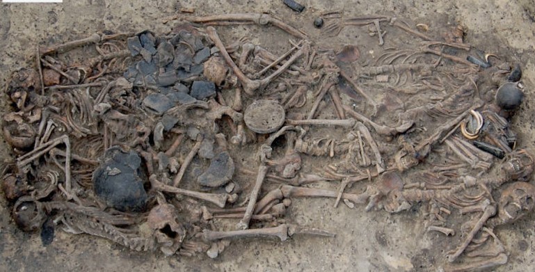 5,000-Year-Old Mass Grave Reveals Brutal Bronze Age Family Massacre in Poland