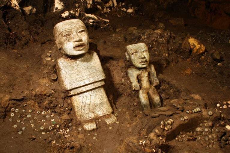 Ancient Teotihuacan Tunnel Reveals Thousands of Ritual Objects and Possible Royal Tombs
